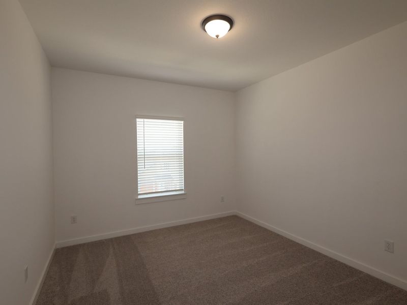 Spacious, unfurnished interior of a new home in Edgewood, Leander (Image 25).