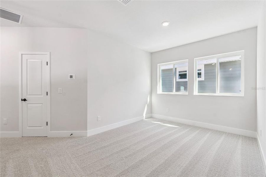 Spacious, unfurnished interior of a new home in Persimmon Park - Garden Series, Wesley Chapel (Image 44).