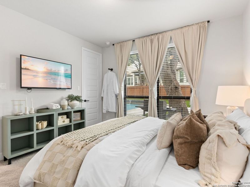 Furnished interior view inside a new home in Balcones Creek 70', Boerne (Image 29). Furnished interior view inside a new home in Balcones Creek 70', Boerne (Image 29).