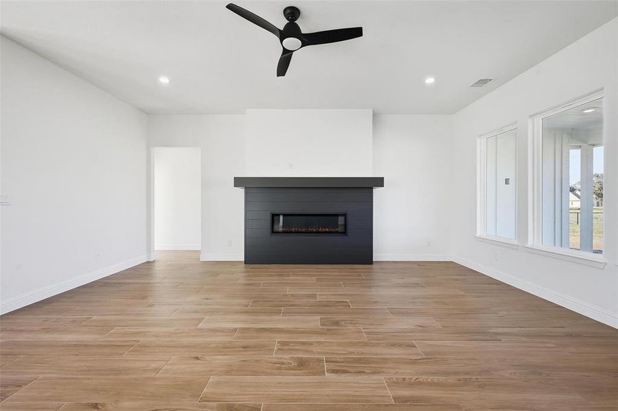 Spacious, unfurnished interior of a new home in , Boyd (Image 36).