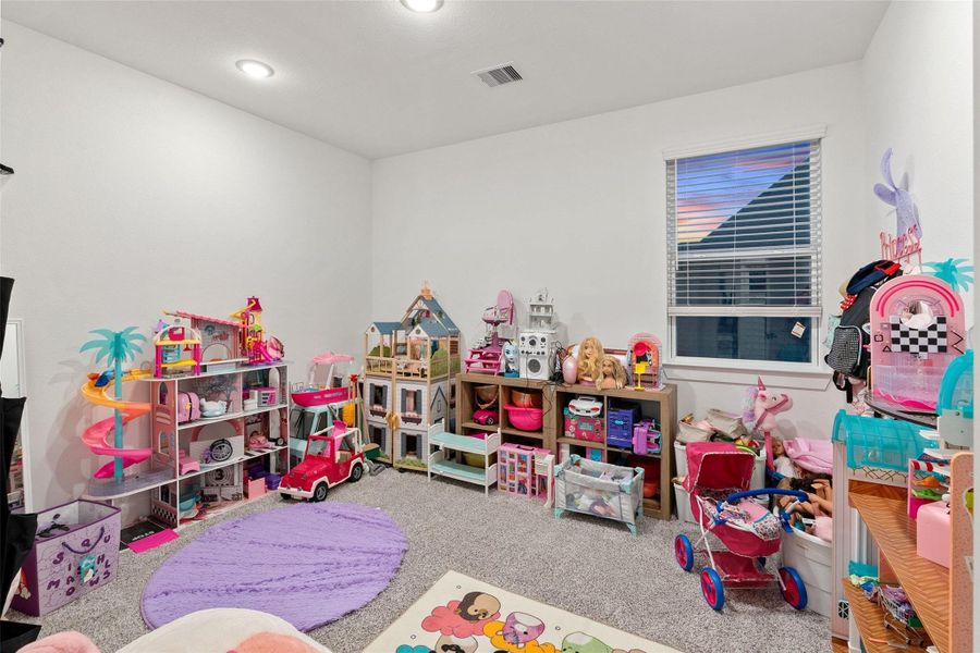 Upstairs you will find a large game room, 3 bedrooms and and 2 full baths. Upstairs you will find a large game room, 3 bedrooms and and 2 full baths.