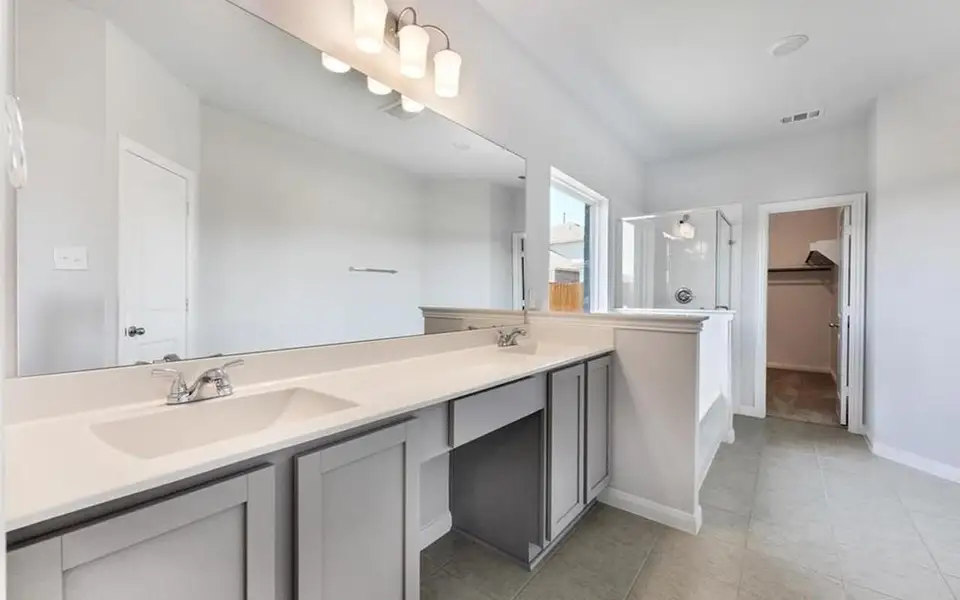 Furnished interior view inside a new home in Magnolia Springs, Montgomery (Image 3). Furnished interior view inside a new home in Magnolia Springs, Montgomery (Image 3).