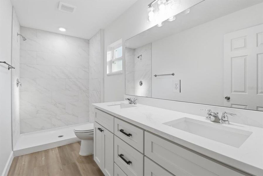 Furnished interior view inside a new home in , Citrus Springs (Image 12).