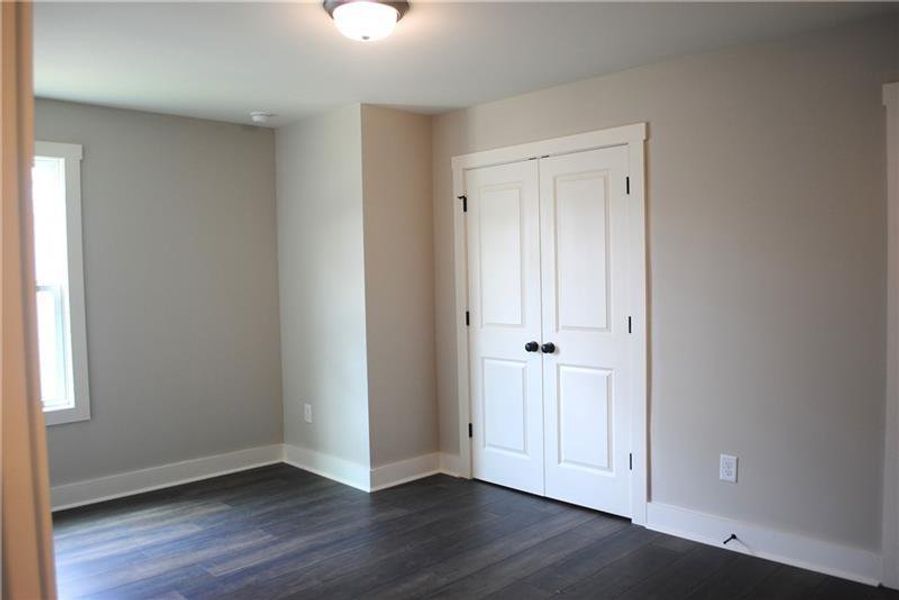 Spacious, unfurnished interior of a new home in Ferguson Corners, Emerson (Image 29).