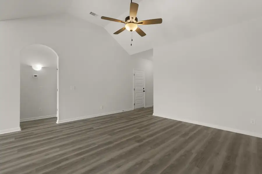 Representative unfurnished interior of a home built from the The Stafford by RTS Homes in Lakeside at Fifteen West, Hinesville (Image 22).