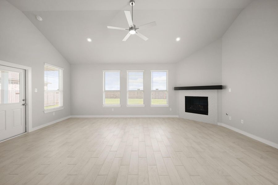 Spacious, unfurnished interior of a new home in Beacon Hill, Waller (Image 29). Spacious, unfurnished interior of a new home in Beacon Hill, Waller (Image 29).