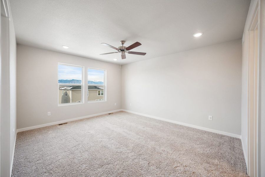 Spacious, unfurnished interior of a new home in Aspen Ranch, Fountain (Image 27). Spacious, unfurnished interior of a new home in Aspen Ranch, Fountain (Image 27).