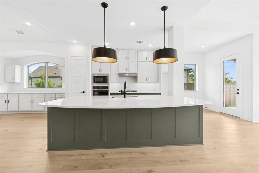 Furnished interior view inside a new home in South Pointe Cottage Series, Mansfield (Image 11). Furnished interior view inside a new home in South Pointe Cottage Series, Mansfield (Image 11).