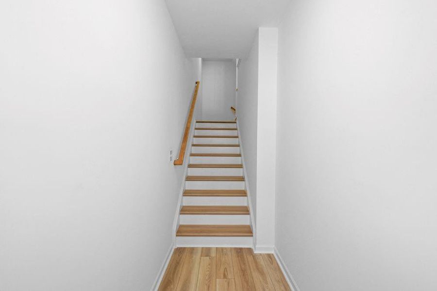 Spacious, unfurnished interior of a new home in Auburn Glen, Dacula (Image 22).