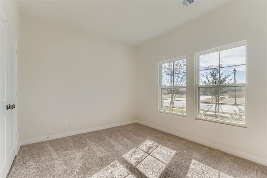 Spacious, unfurnished interior of a new home in MiraVerde, Crowley (Image 28).