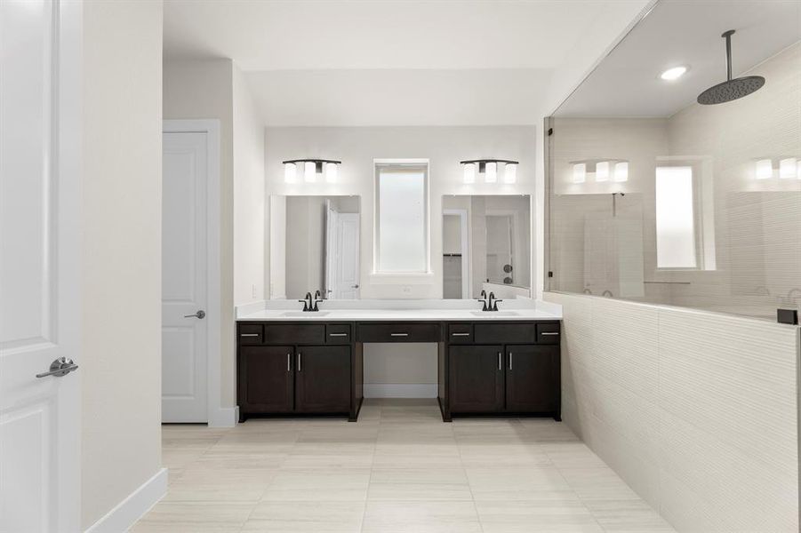 16. 4124 Seminole - Bath (2)