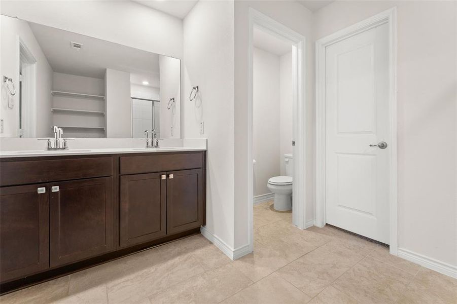 Furnished interior view inside a new home in , Princeton (Image 14).