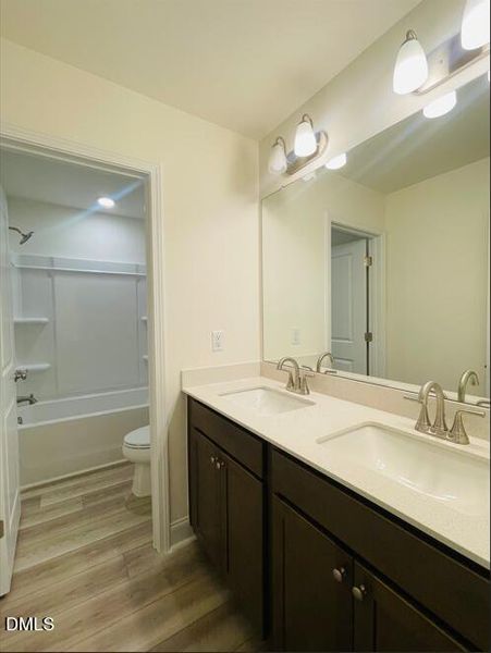 Screenshot 2025-11-03 121314