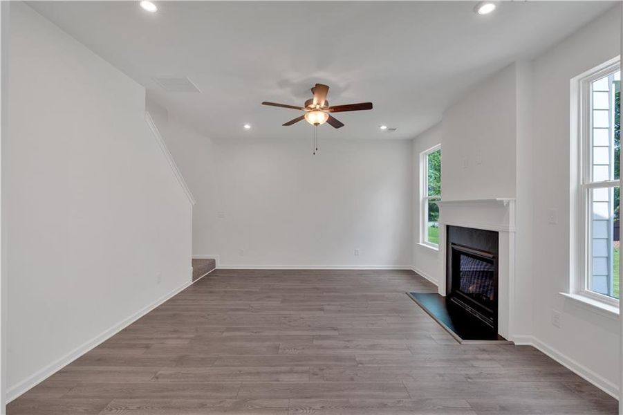 Spacious, unfurnished interior of a new home in The Overlook at Factory Shoals, Mableton (Image 22).