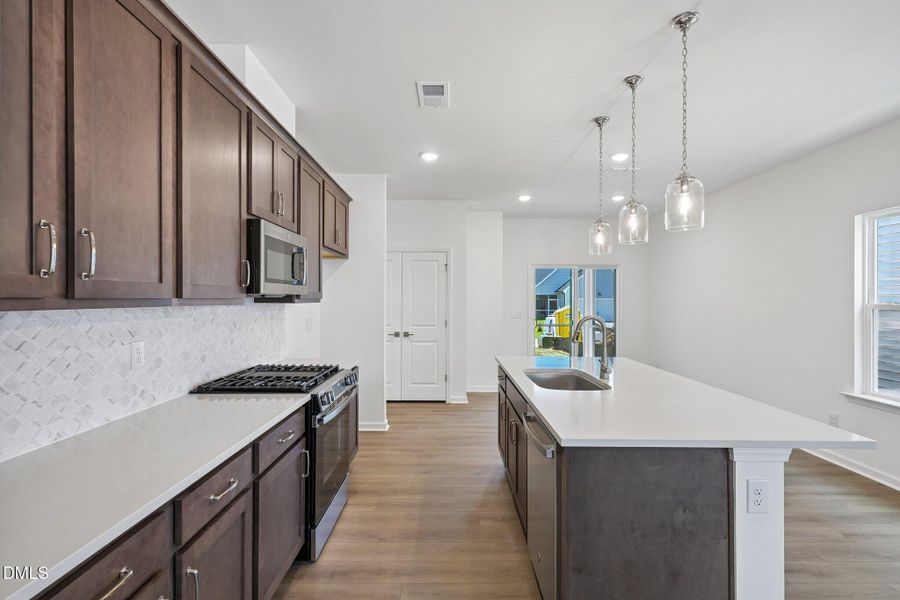 19-web-or-mls-Quarry Rd-S0606-019