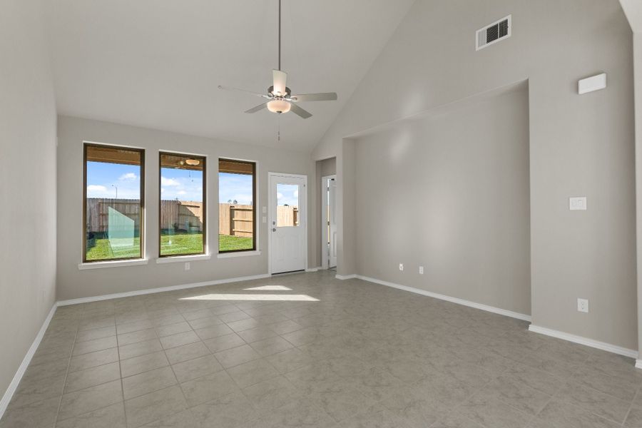 4br New Home in Spring, TX.  - Slide 13