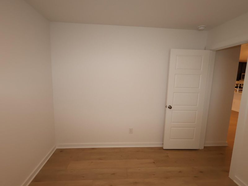 Spacious, unfurnished interior of a new home in Summerview, Fulshear (Image 13).