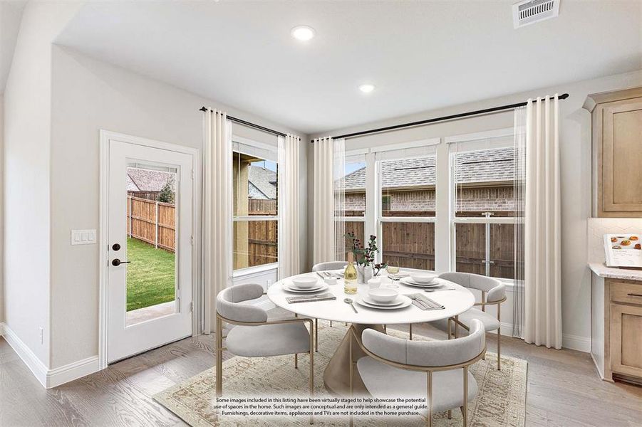 Furnished interior view inside a new home in Liberty, Melissa (Image 17).