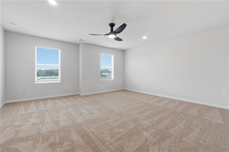 Spacious, unfurnished interior of a new home in Moss Creek, Hogansville (Image 21).