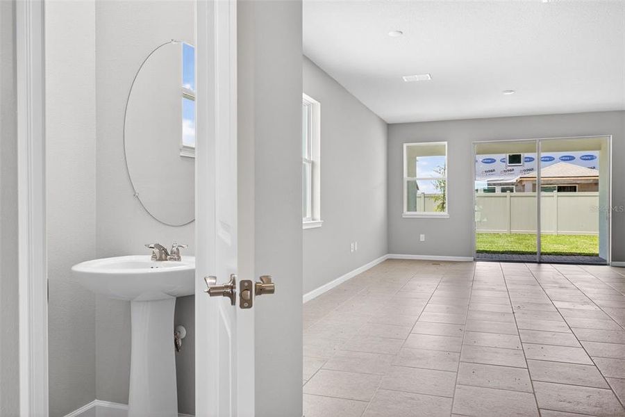 Image 33 of a home in Crosswind Ranch. Image 33 of a home in Crosswind Ranch.