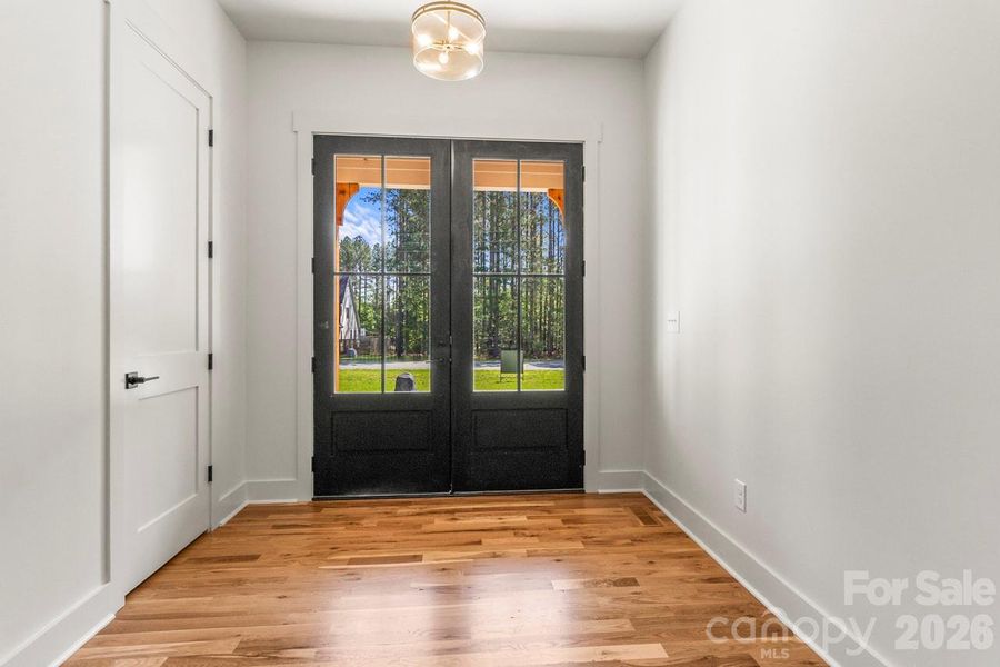 Spacious, unfurnished interior of a new home in , Lincolnton (Image 41).