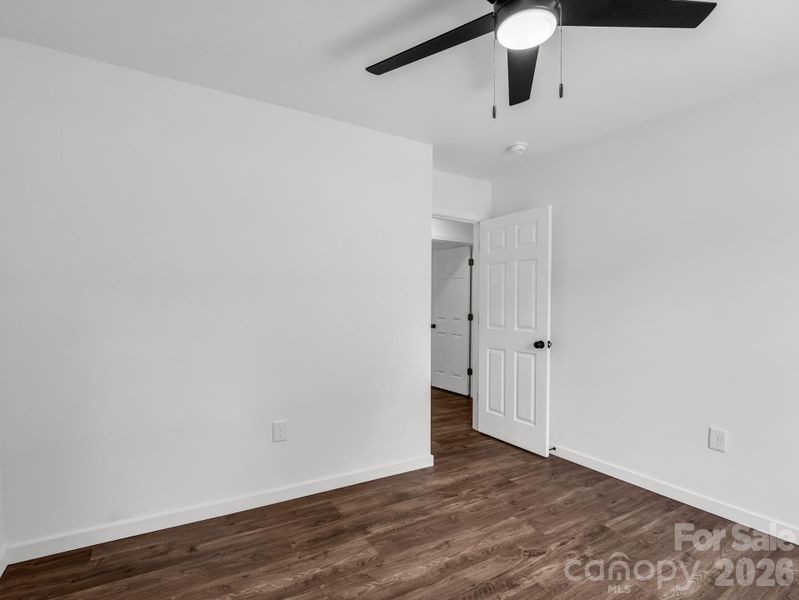 Spacious, unfurnished interior of a new home in , Forest City (Image 10).