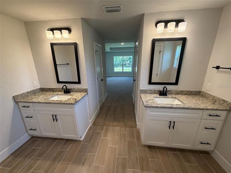 Furnished interior view inside a new home in Port Charlotte, Port Charlotte (Image 9).