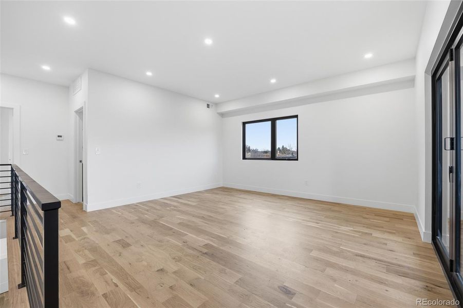 Spacious, unfurnished interior of a new home in , Denver (Image 27).