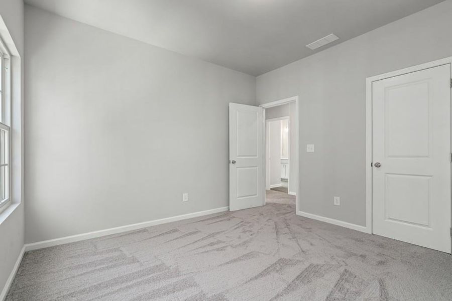 Spacious, unfurnished interior of a new home in Harmony, Auburn (Image 38). Spacious, unfurnished interior of a new home in Harmony, Auburn (Image 38).