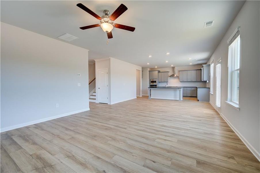 Spacious, unfurnished interior of a new home in Bowers Farm, McDonough (Image 33).