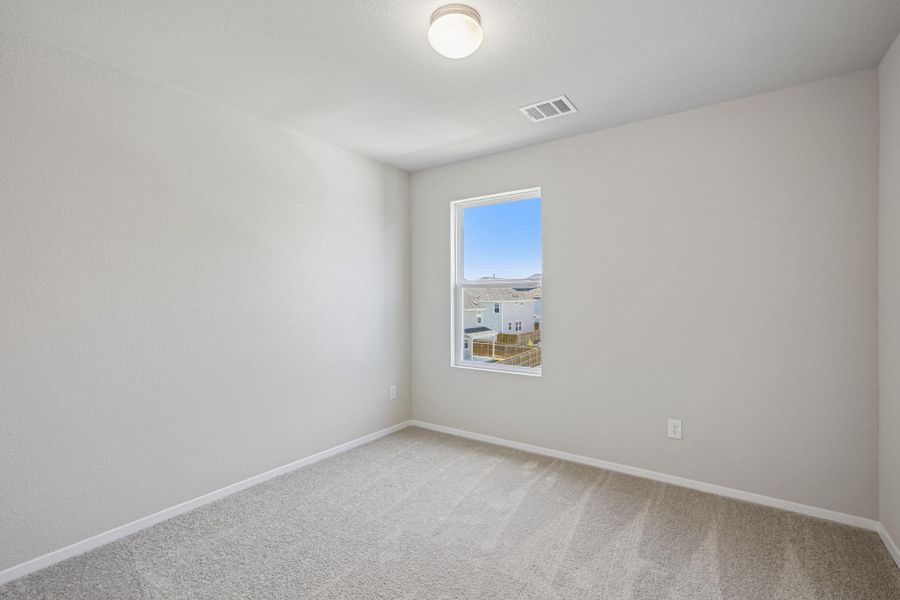 Spacious, unfurnished interior of a new home in Edgebrooke, Pflugerville (Image 23).