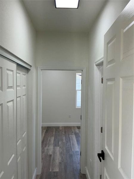 Spacious, unfurnished interior of a new home in , Leesburg (Image 9).