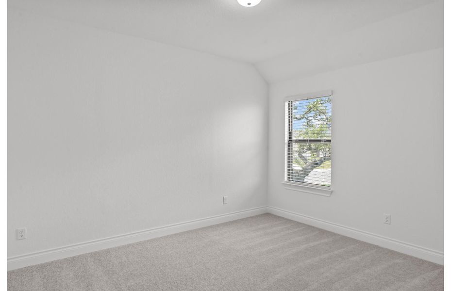 Additional Bedroom Additional Bedroom