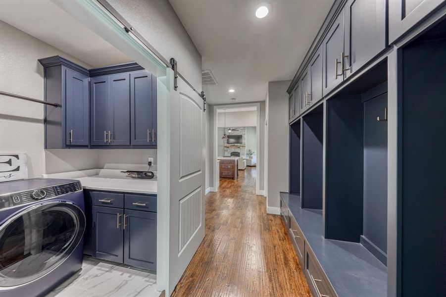 Furnished interior view inside a new home in , Weatherford (Image 30).