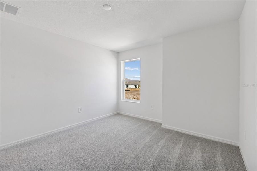 Spacious, unfurnished interior of a new home in Southpointe, Palmetto (Image 19).