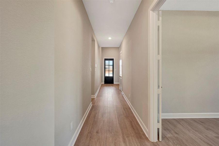 Spacious, unfurnished interior of a new home in Kresston - Enclave Collection, Montgomery (Image 17).