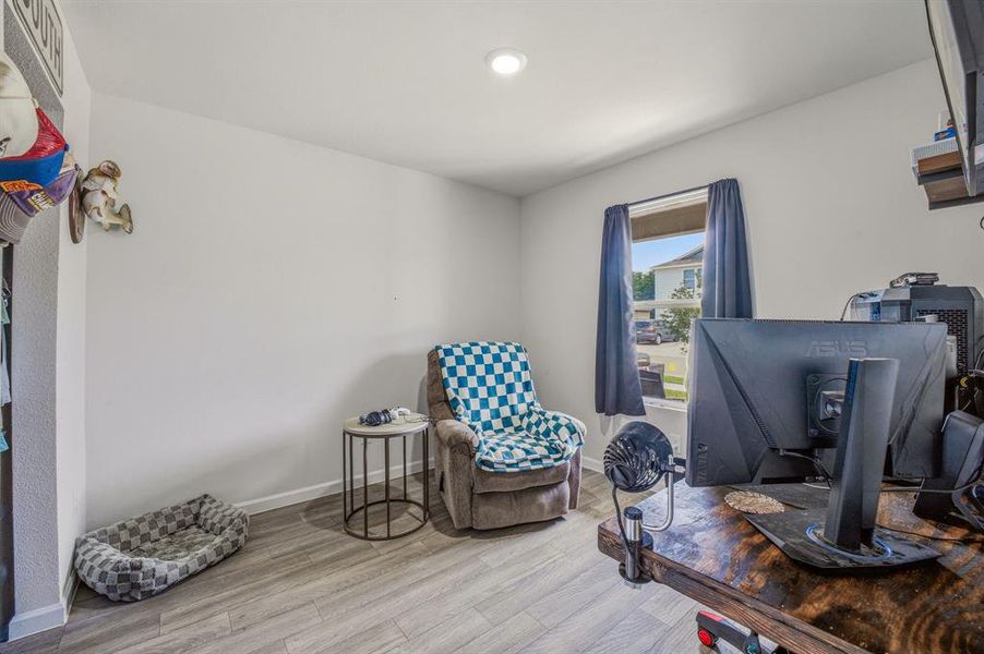 Furnished interior view inside a new home in Tolar Oaks, Tolar (Image 18).