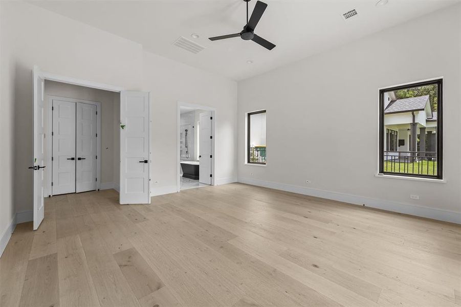 Spacious, unfurnished interior of a new home in , Montgomery (Image 19).