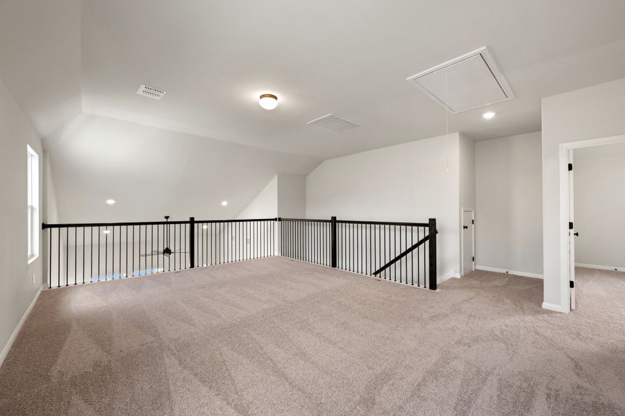 Representative unfurnished interior of a home built from the Granbury by Ashton Woods in The Trails at Carmel, Pflugerville (Image 47).