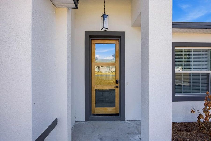 Exterior details and patio area of a home in , Ocala (Image 3). Exterior details and patio area of a home in , Ocala (Image 3).