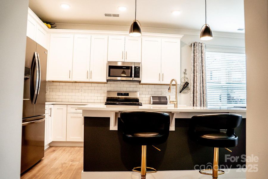 Furnished interior view inside a new home in Harrisburg Village, Harrisburg (Image 9).