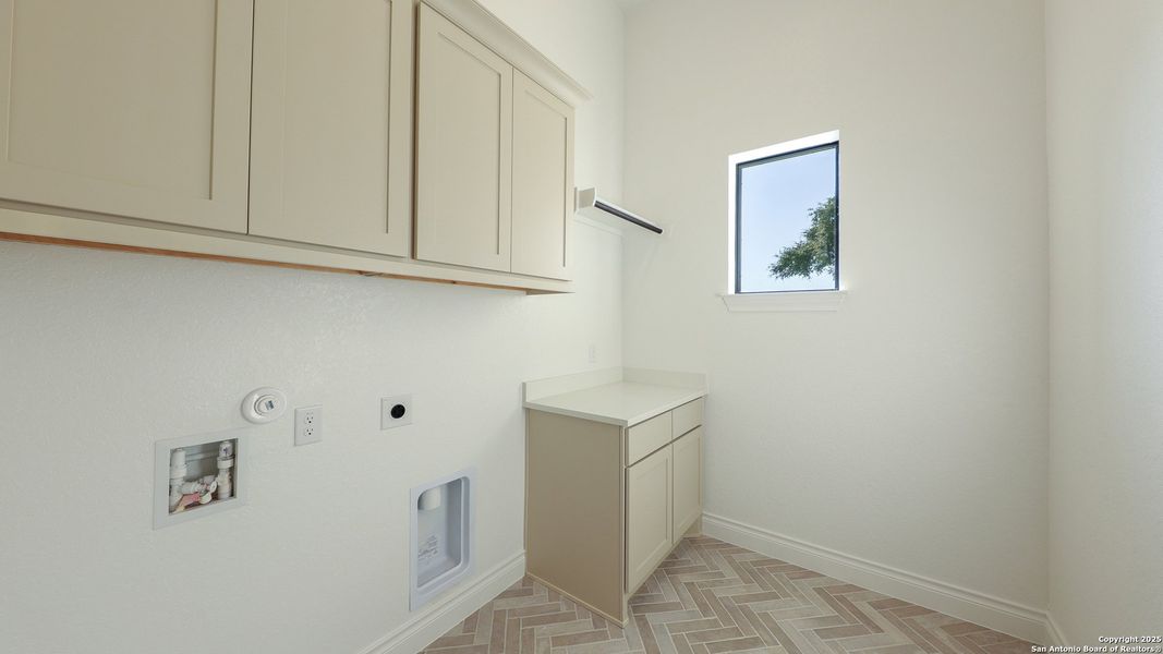 Image 34 of a home in .