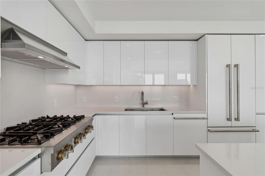 Furnished interior view inside a new home in , St. Petersburg (Image 17).