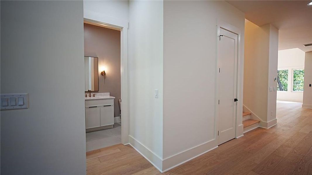 Spacious, unfurnished interior of a new home in , Flowery Branch (Image 44).