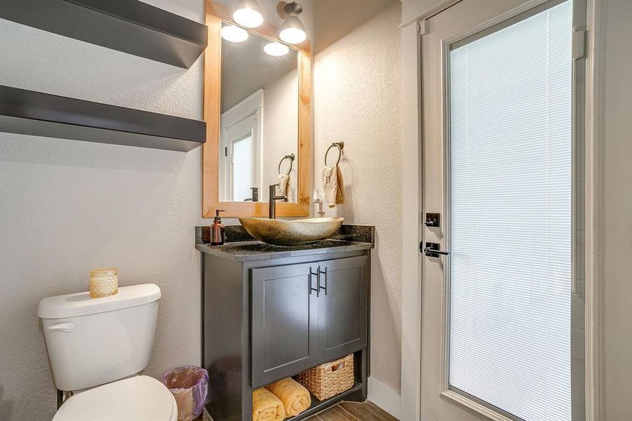 Image 36 of a home in .