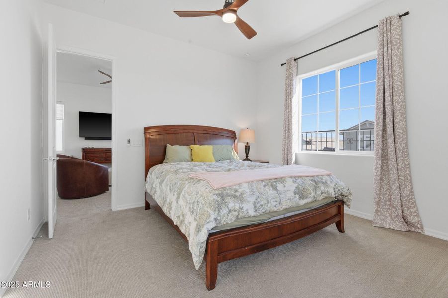 23-web-or-mls-2142 W Hide Tr-23