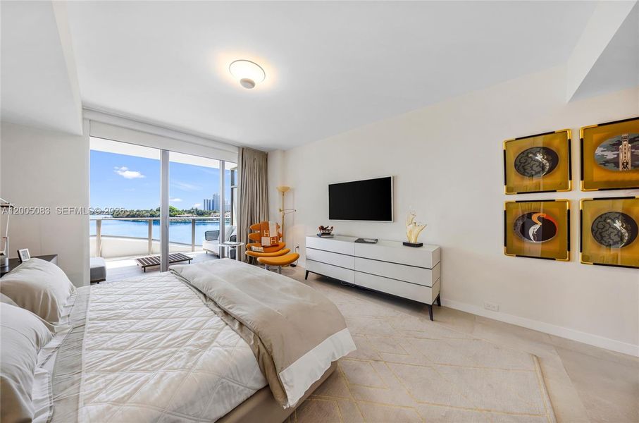 Furnished interior view inside a new home in Onda, Bay Harbor Islands (Image 30).