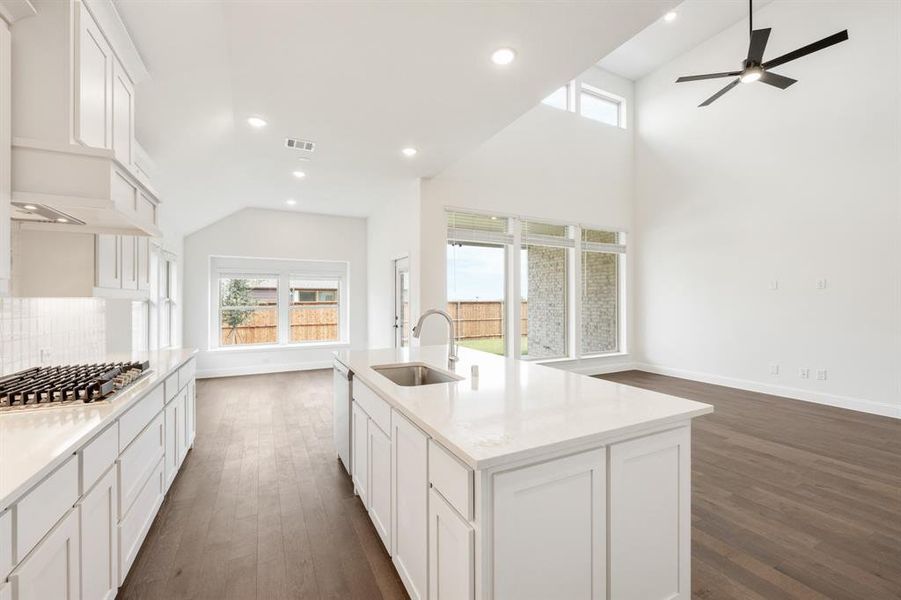 Furnished interior view inside a new home in Creekview Meadows, Pilot Point (Image 6). Furnished interior view inside a new home in Creekview Meadows, Pilot Point (Image 6).