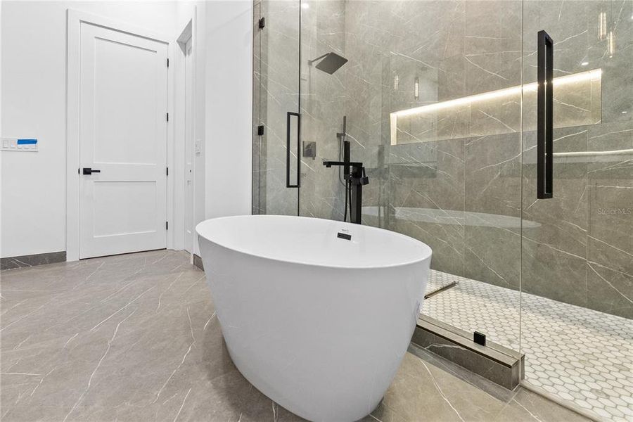 Furnished interior view inside a new home in , Tampa (Image 14).