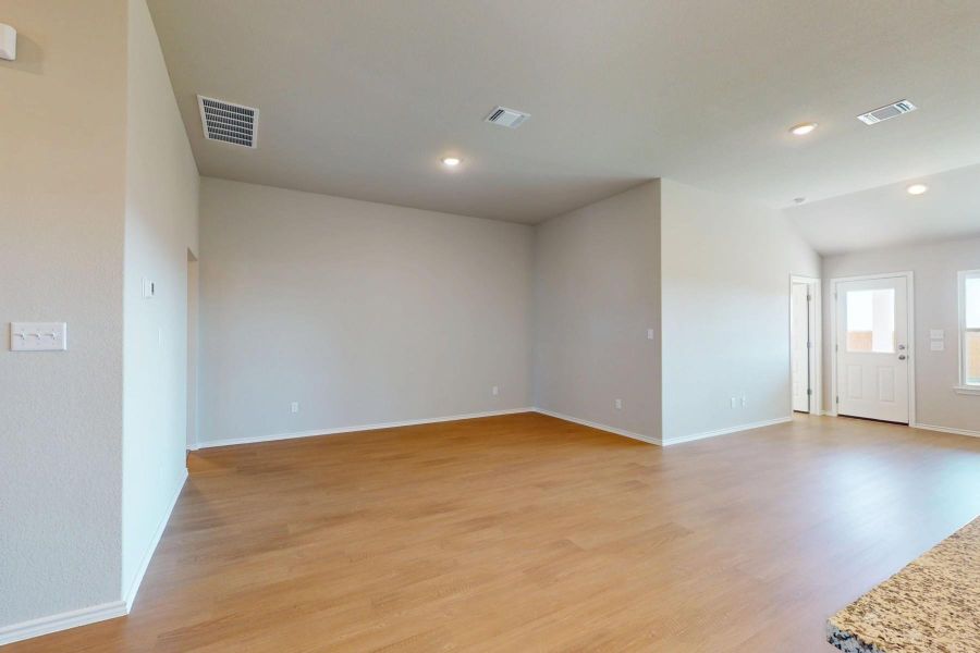 Spacious, unfurnished interior of a new home in Carillon, Manor (Image 19). Spacious, unfurnished interior of a new home in Carillon, Manor (Image 19).